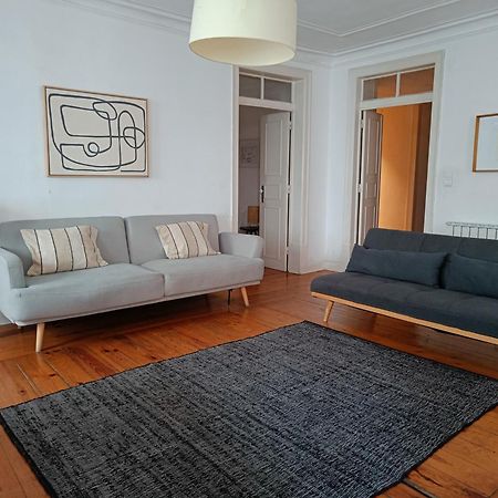 Stunning Apartment Near Chiado Lisboa Exterior foto