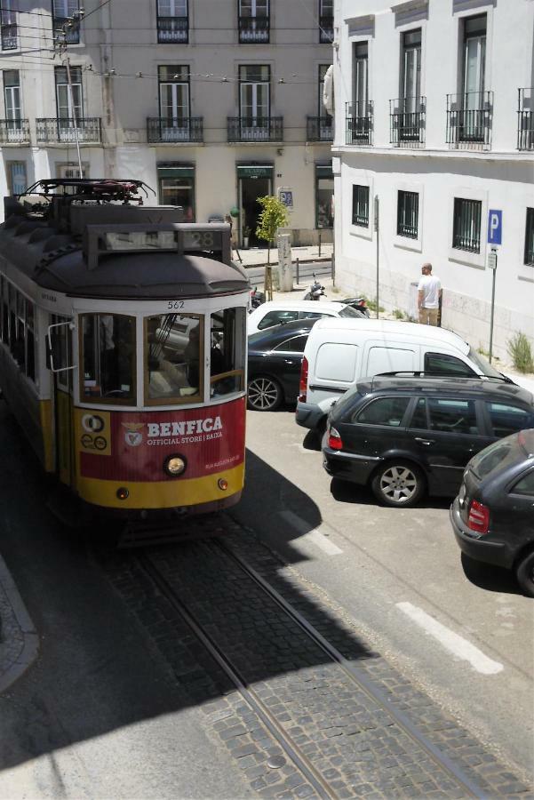 Stunning Apartment Near Chiado Lisboa Exterior foto